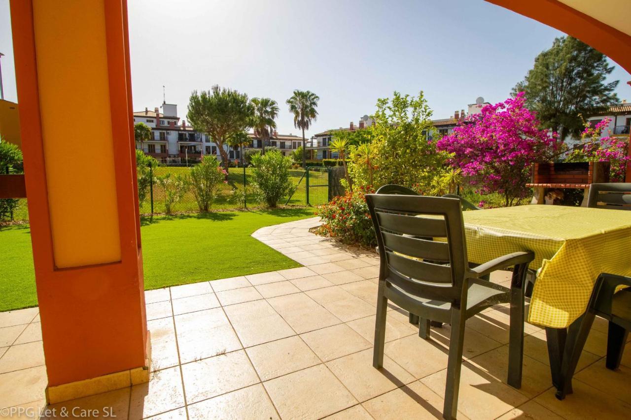 Modern Garden Apartment Ayamonte Bagian luar foto